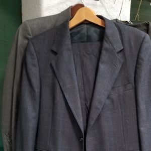 Mens suit by Evan Picone